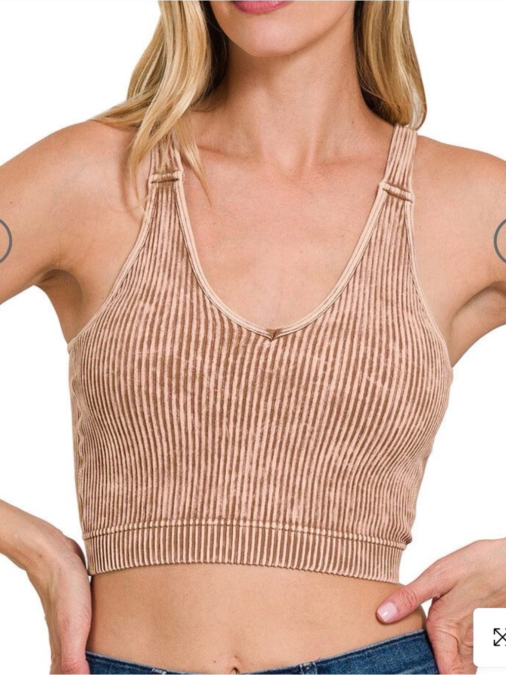NWT Zenana Ribbed V-Neck Seamless Crop Tank